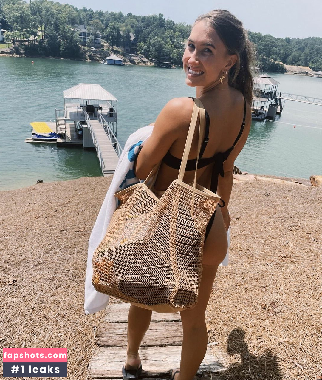 Riley White gallery photo #18