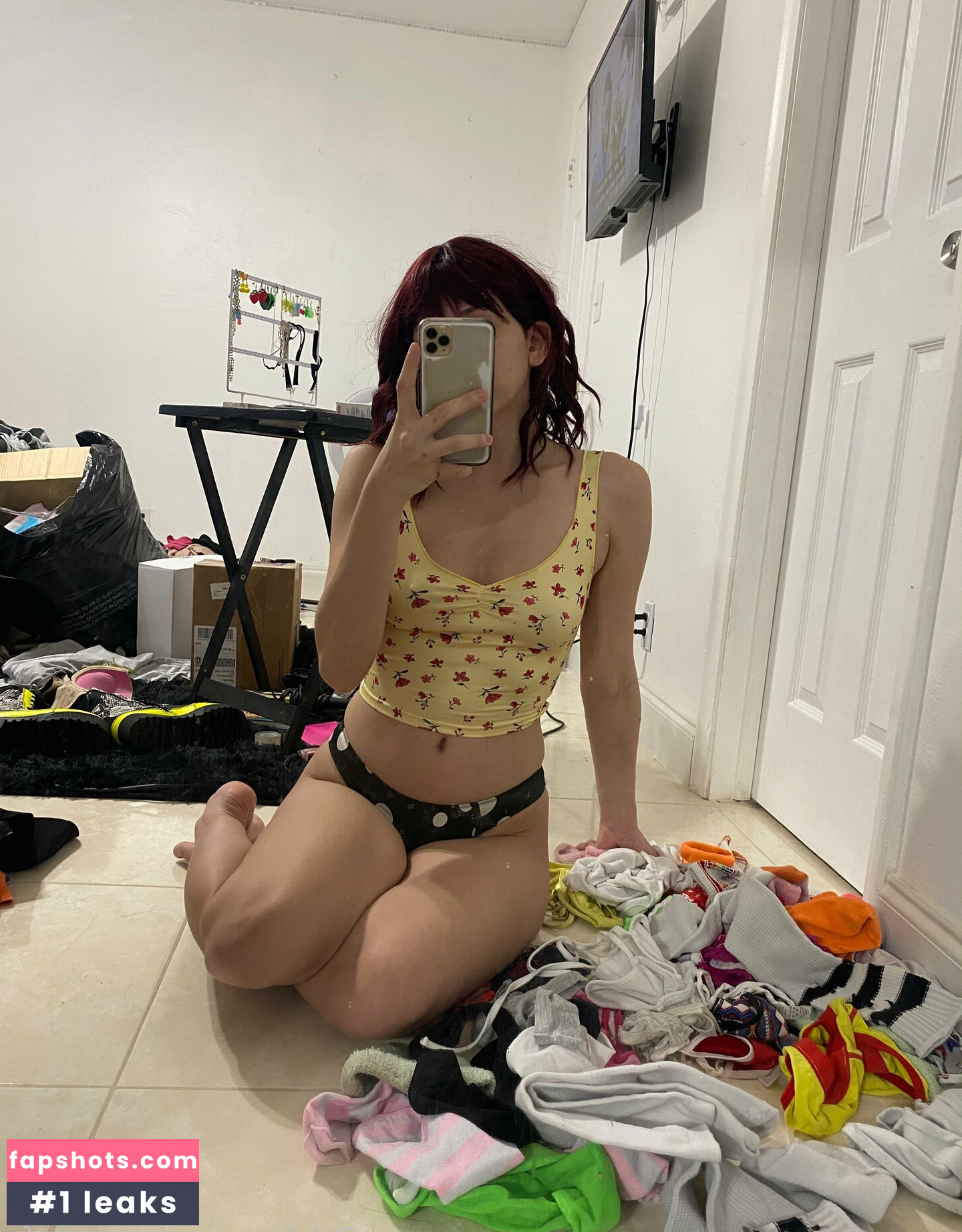 rileyjeansfw gallery photo #16