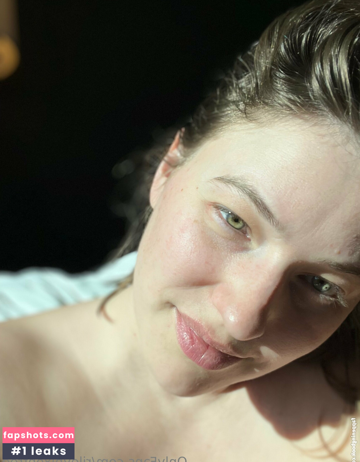 rileynixonfree gallery photo #3