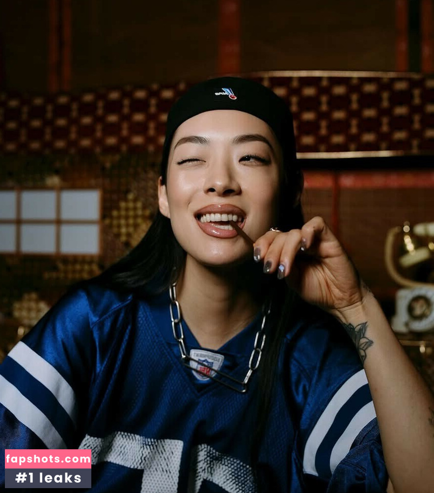 Rina Sawayama Nahé úniky fotek pouze od fanoušků #11 - Fapshots