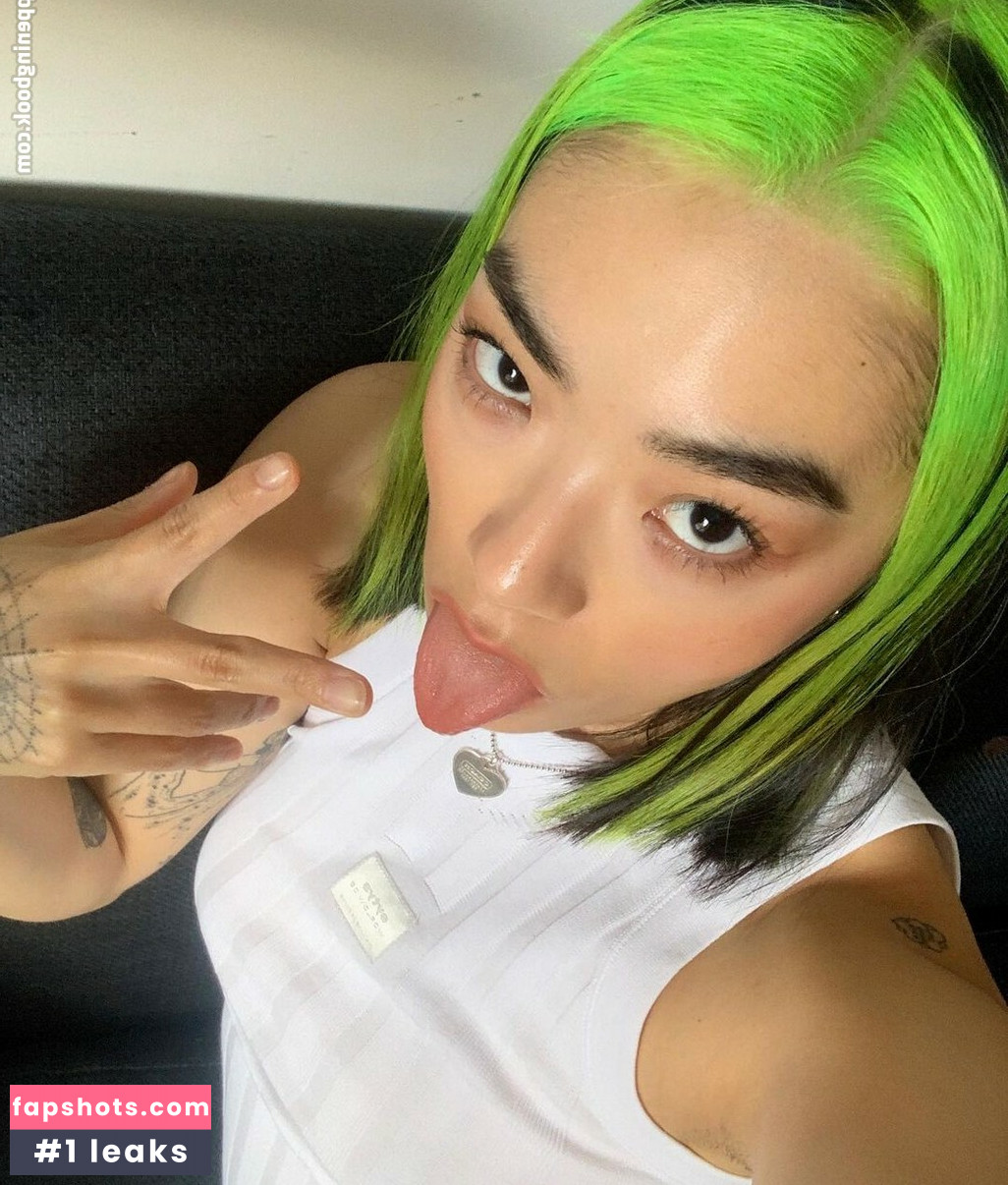 Rina Sawayama gallery photo #28