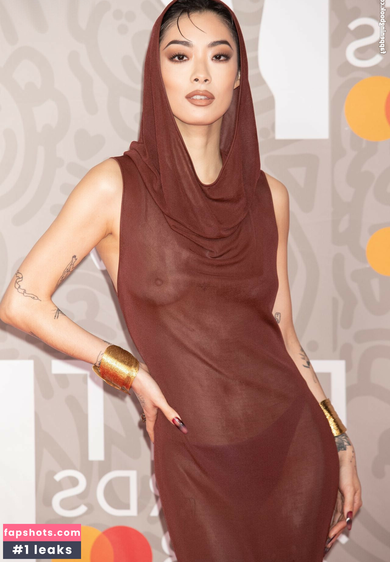 Rina Sawayama gallery photo #44