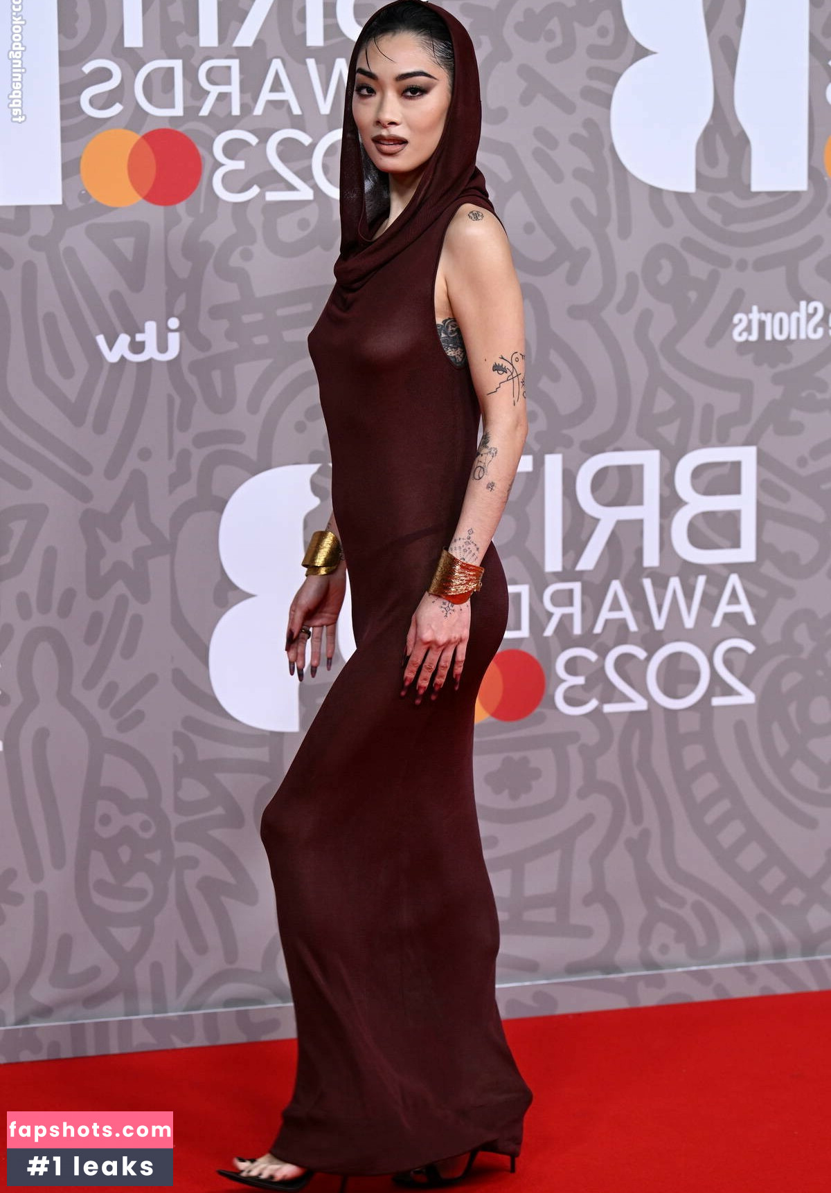 Rina Sawayama gallery photo #48