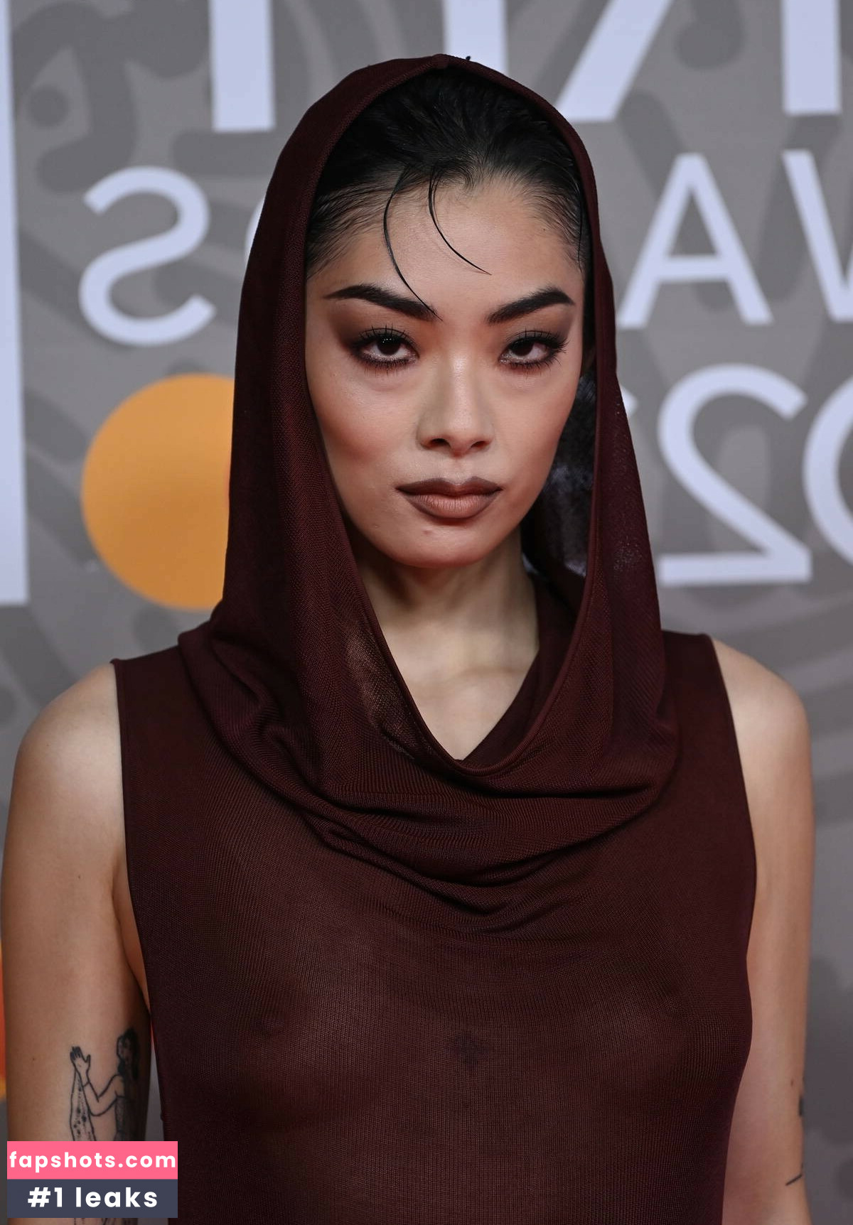 Rina Sawayama gallery photo #50