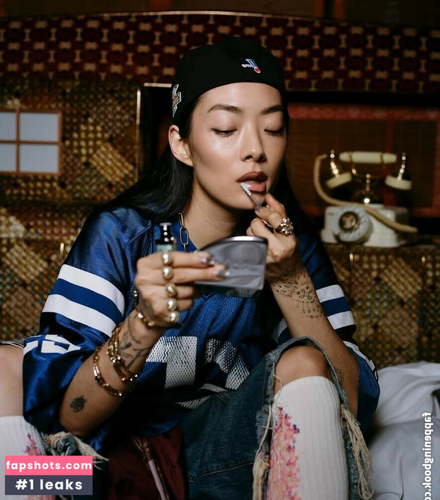 Rina Sawayama Nahé úniky fotek pouze od fanoušků #9 - Fapshots