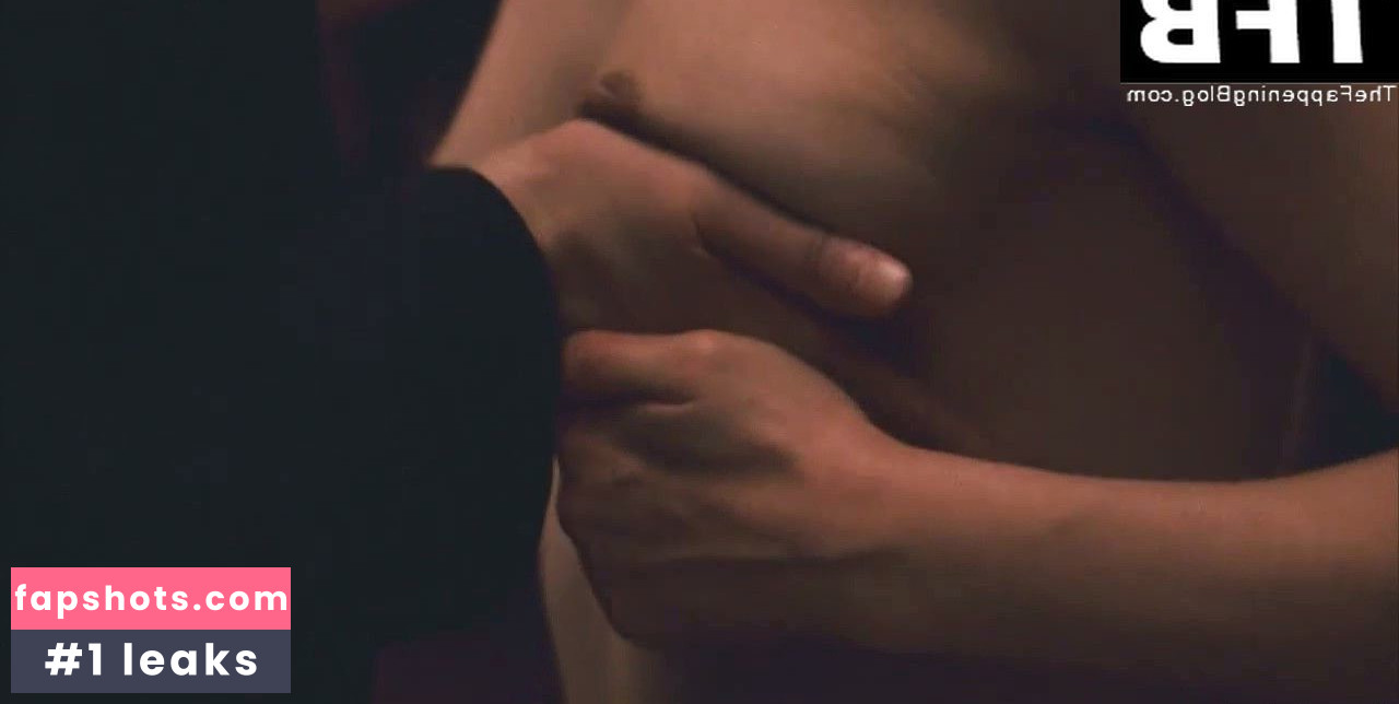 Rinko Kikuchi gallery photo #4