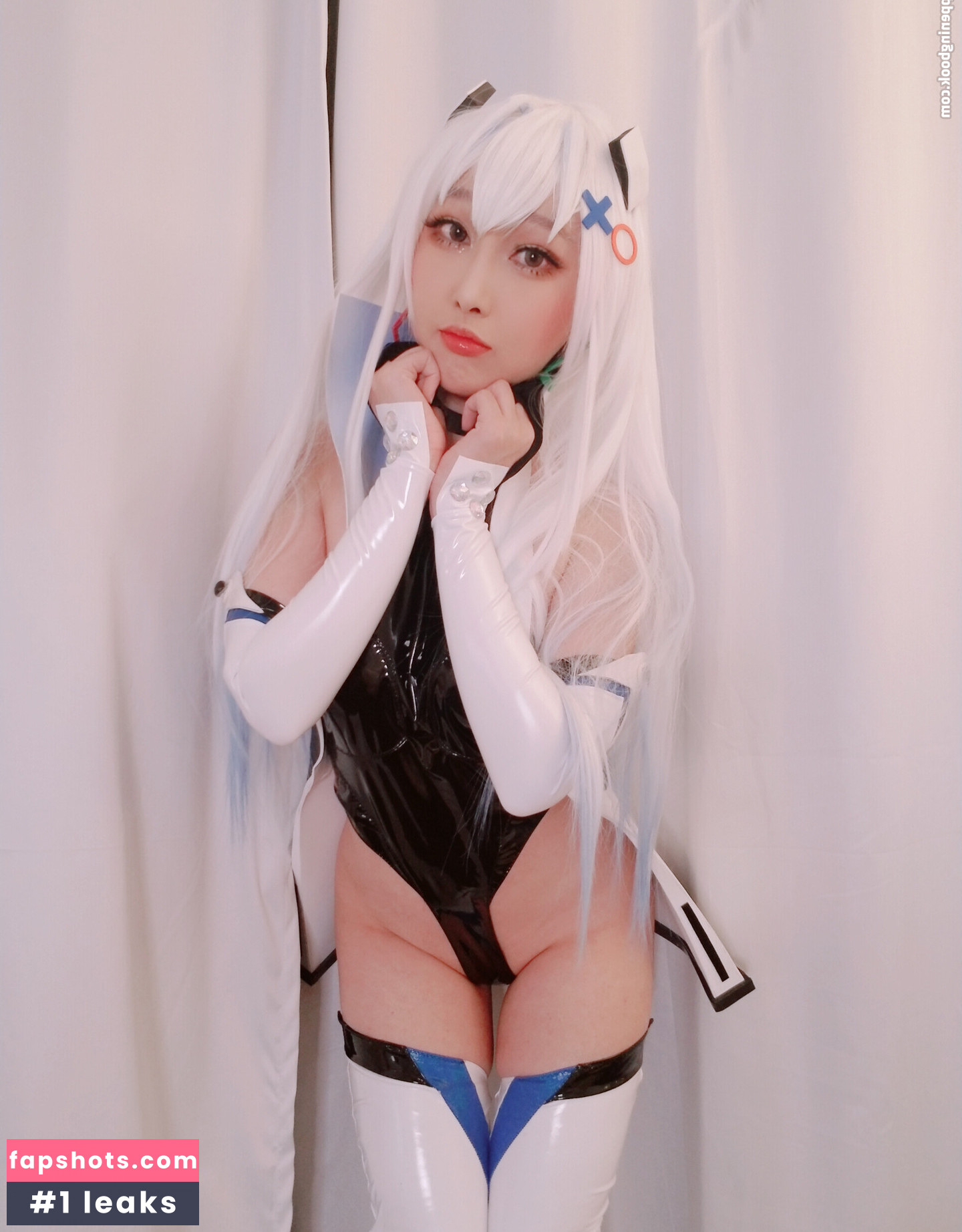 RinnieRiot gallery photo #5