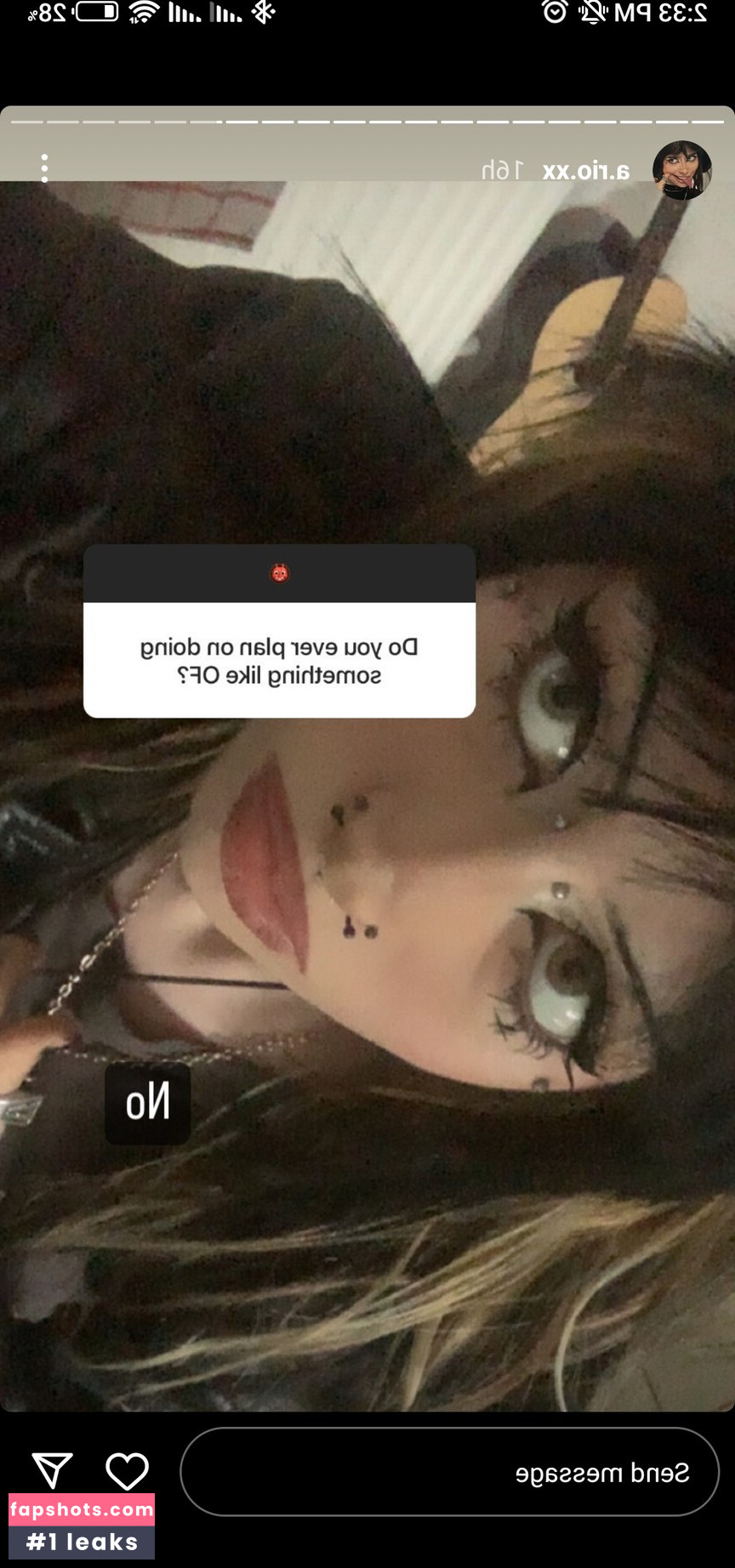 Rio Lawlor gallery photo #17