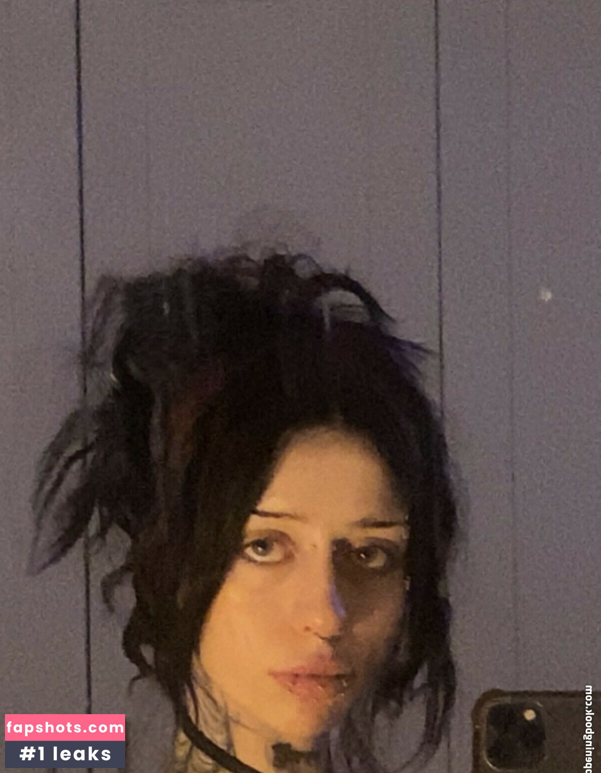 Rio Lawlor gallery photo #3