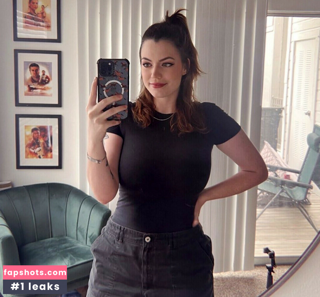 RipMika nude babe gallery