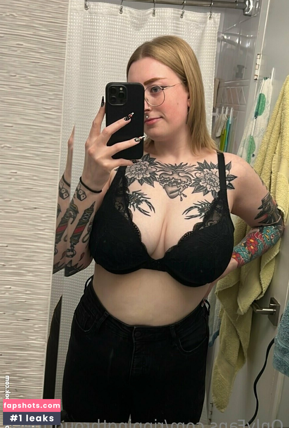 rippingthroughflesh gallery photo #19