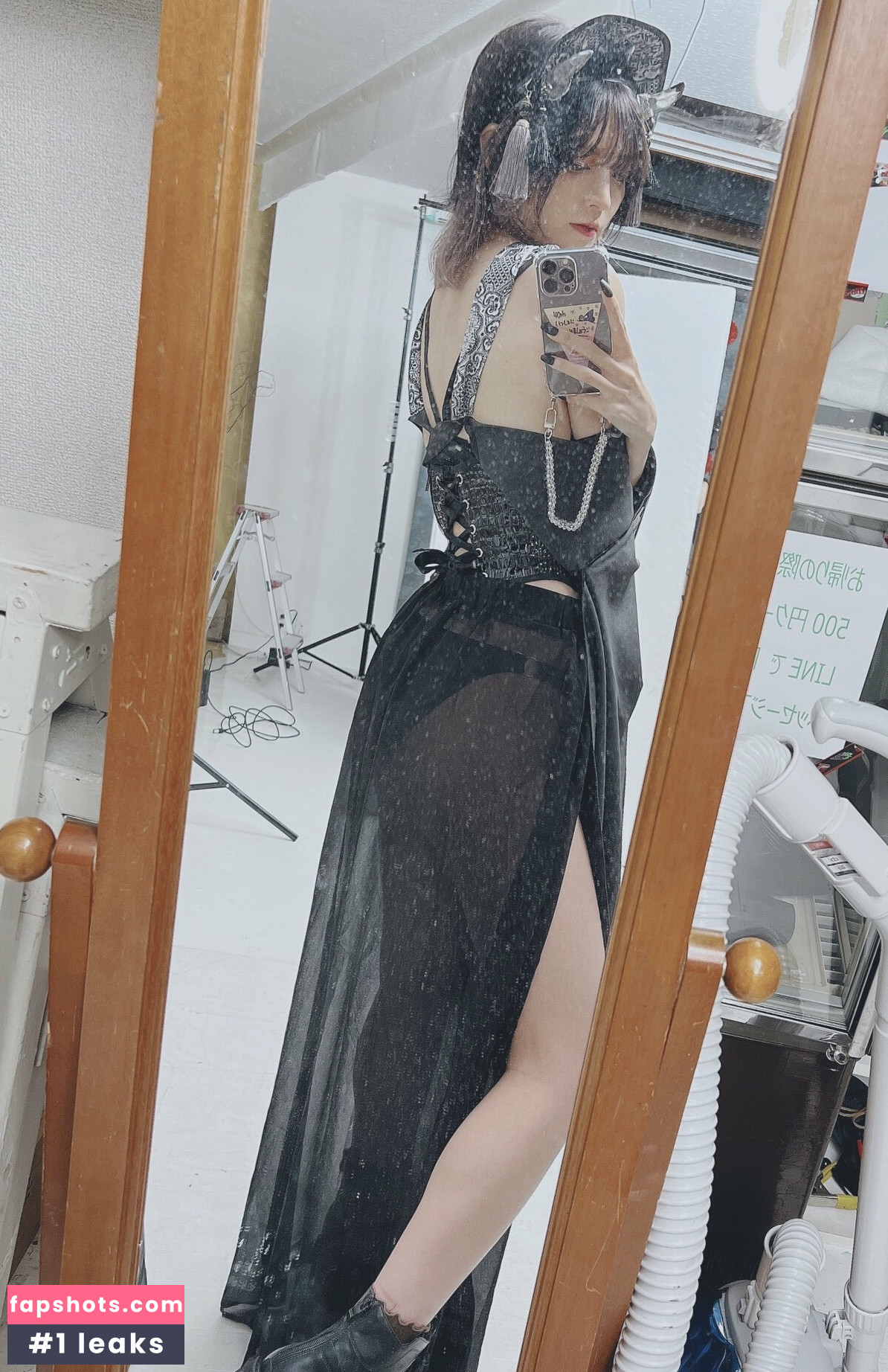 rirerere00 gallery photo #103