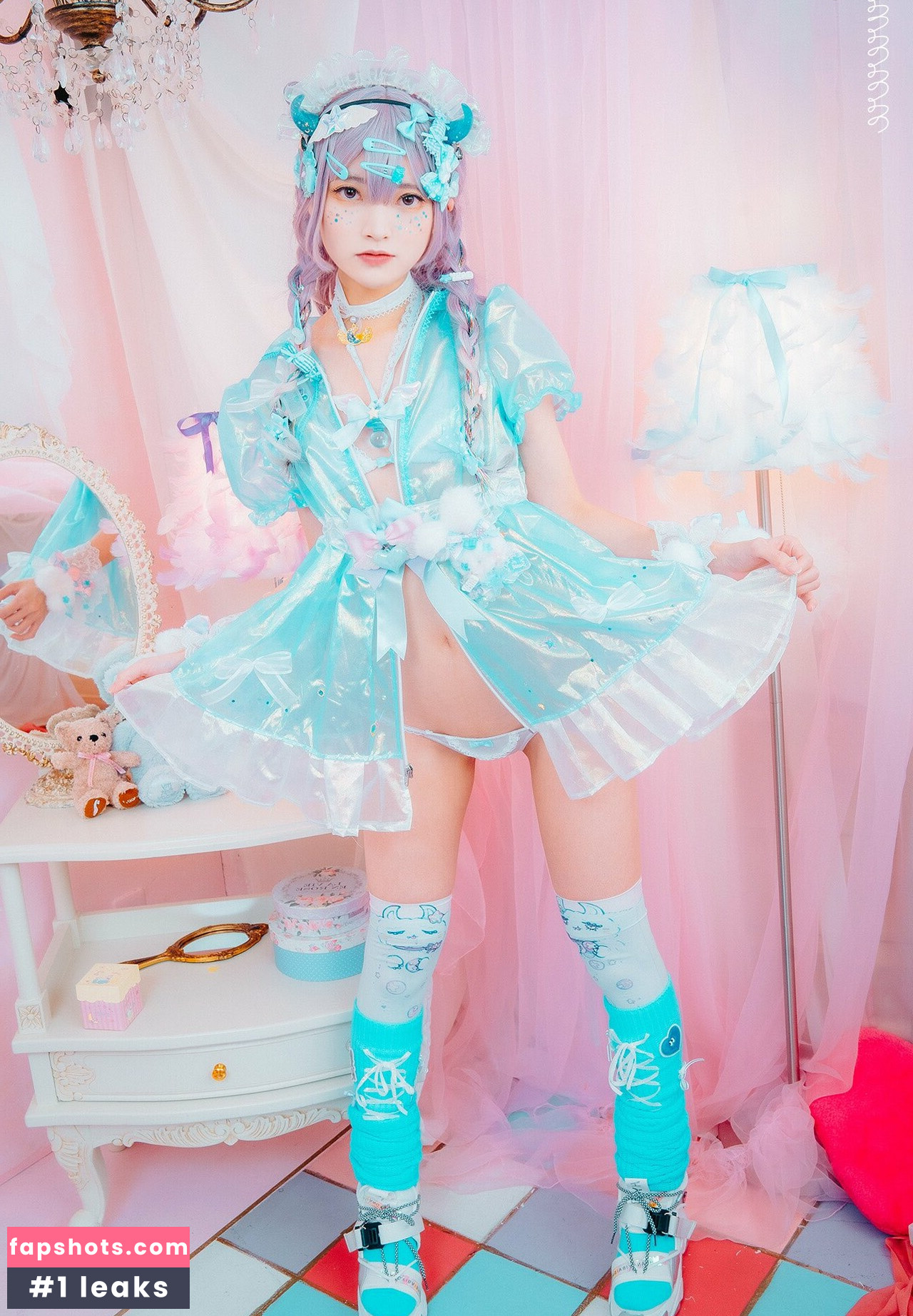 rirerere00 gallery photo #172