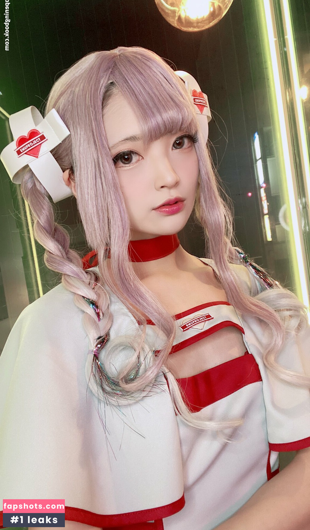 rirerere00 gallery photo #180