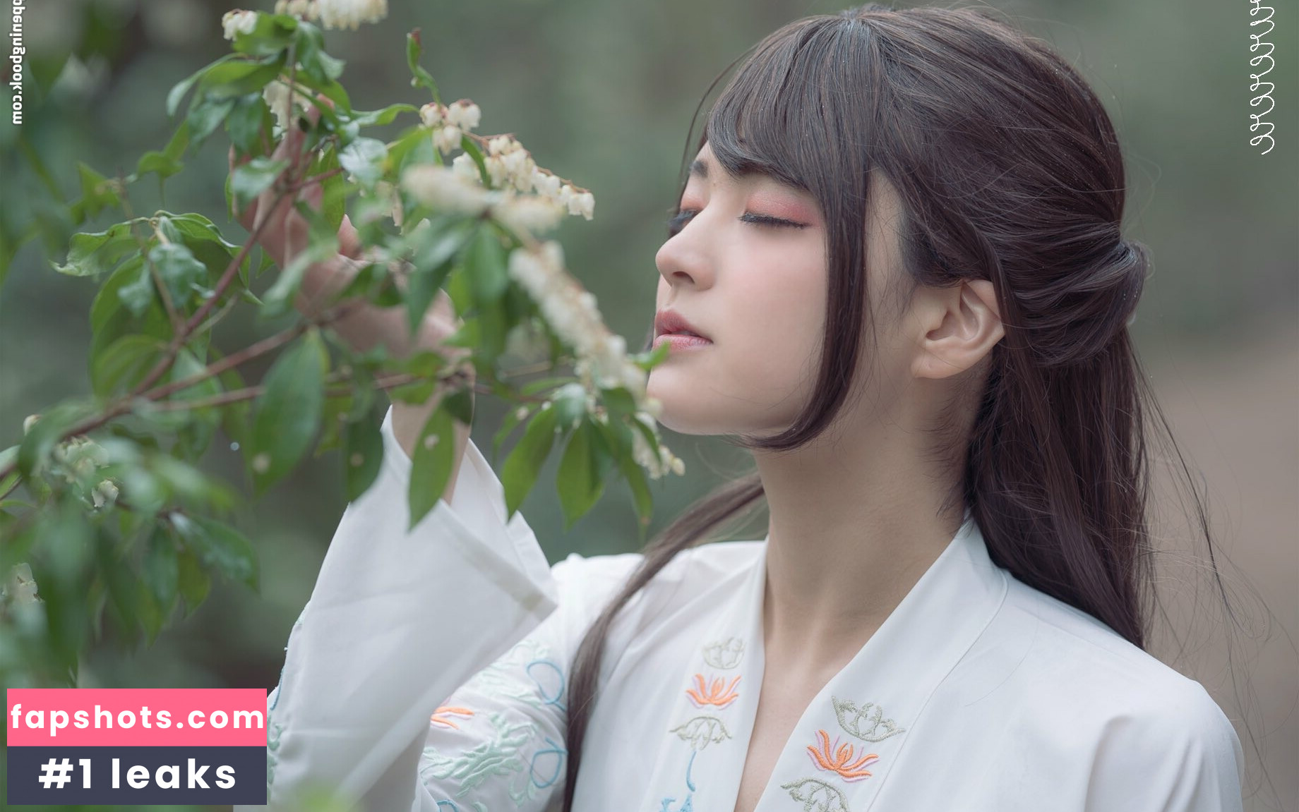 rirerere00 gallery photo #229