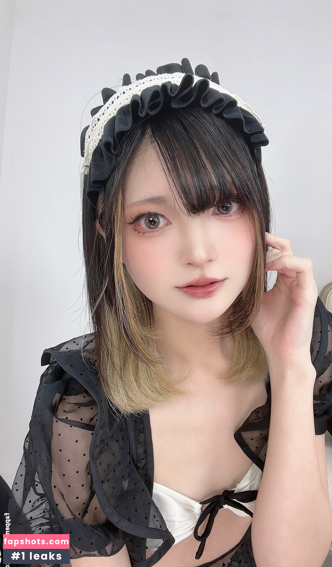 rirerere00 gallery photo #56