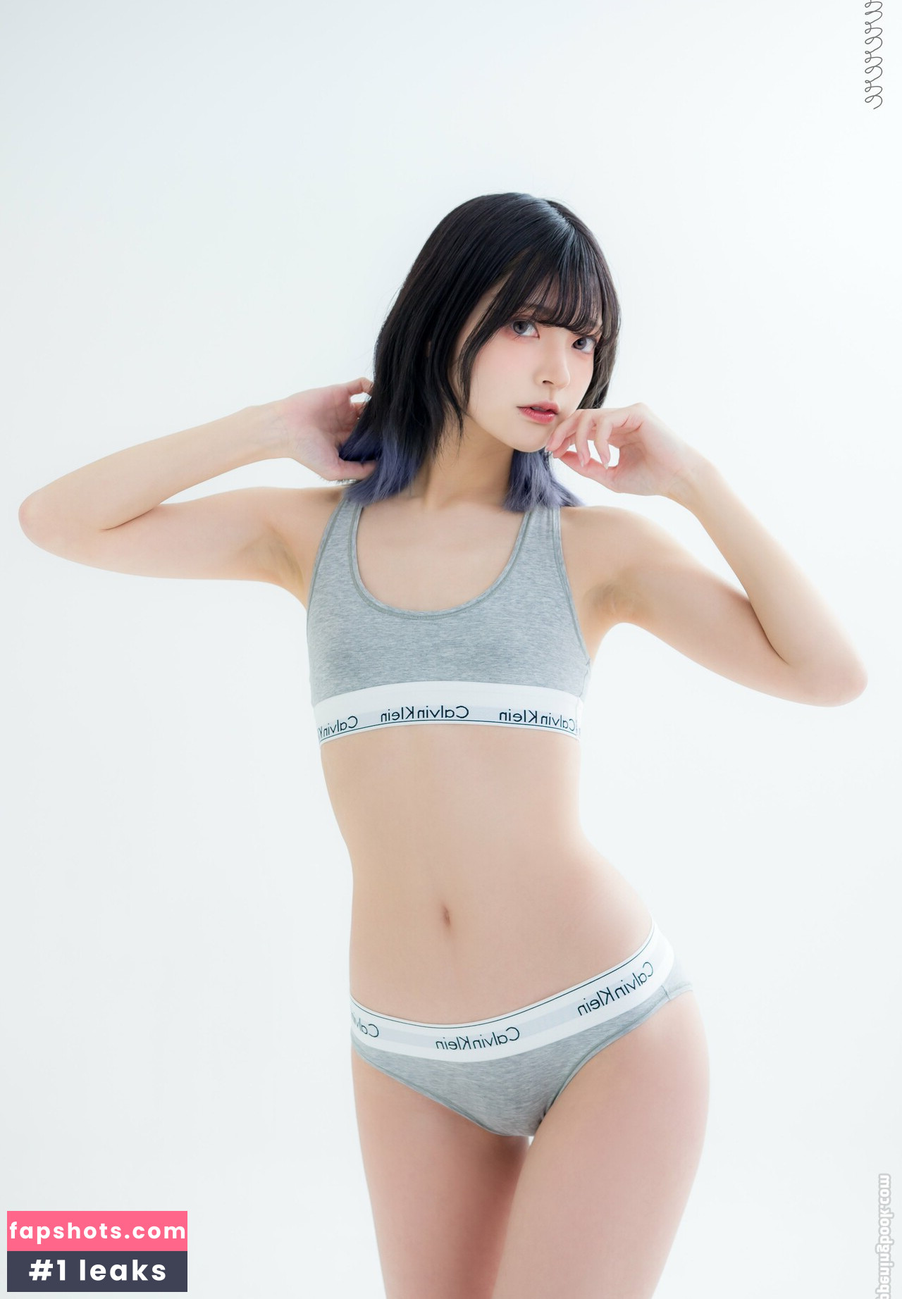 rirerere00 gallery photo #70