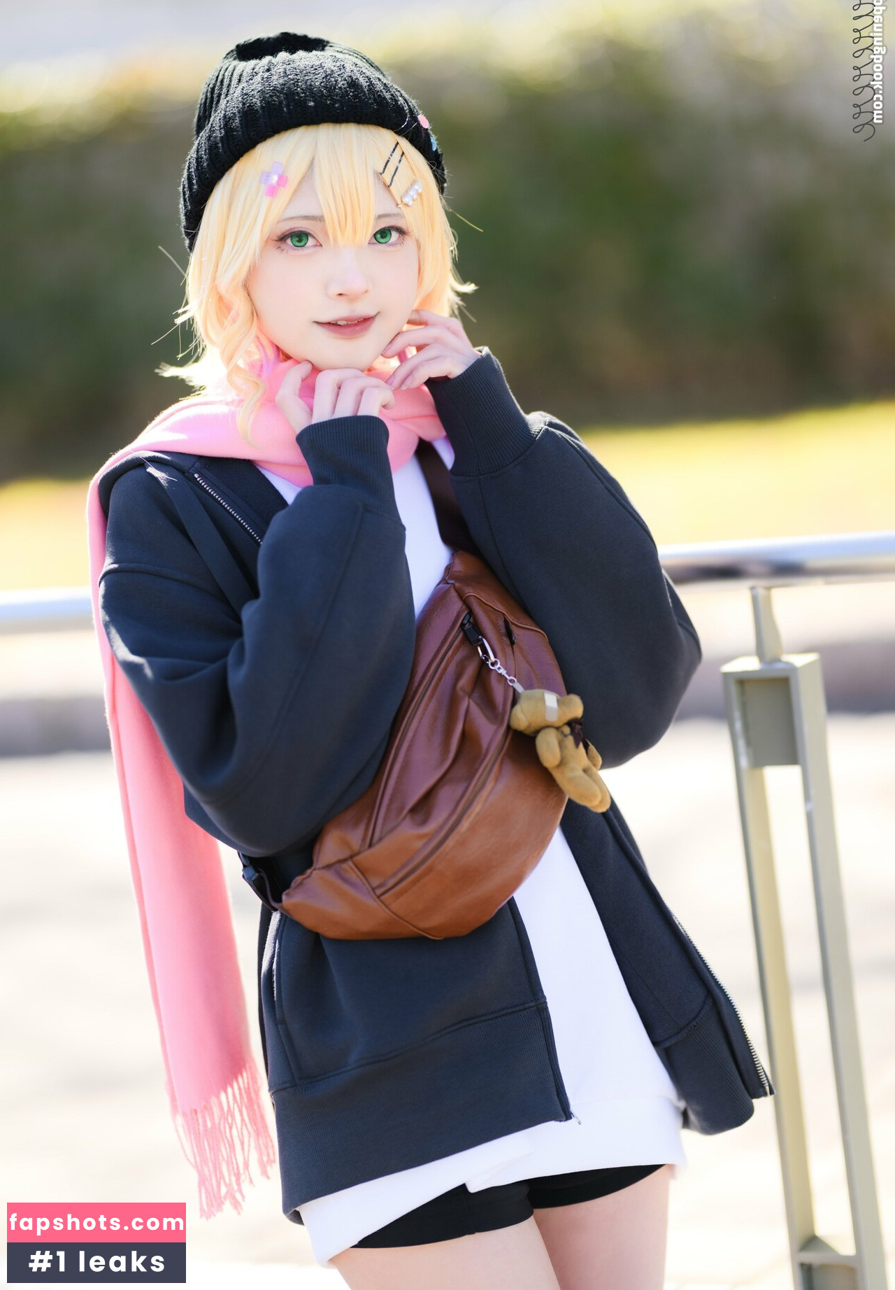 rirerere00 gallery photo #72