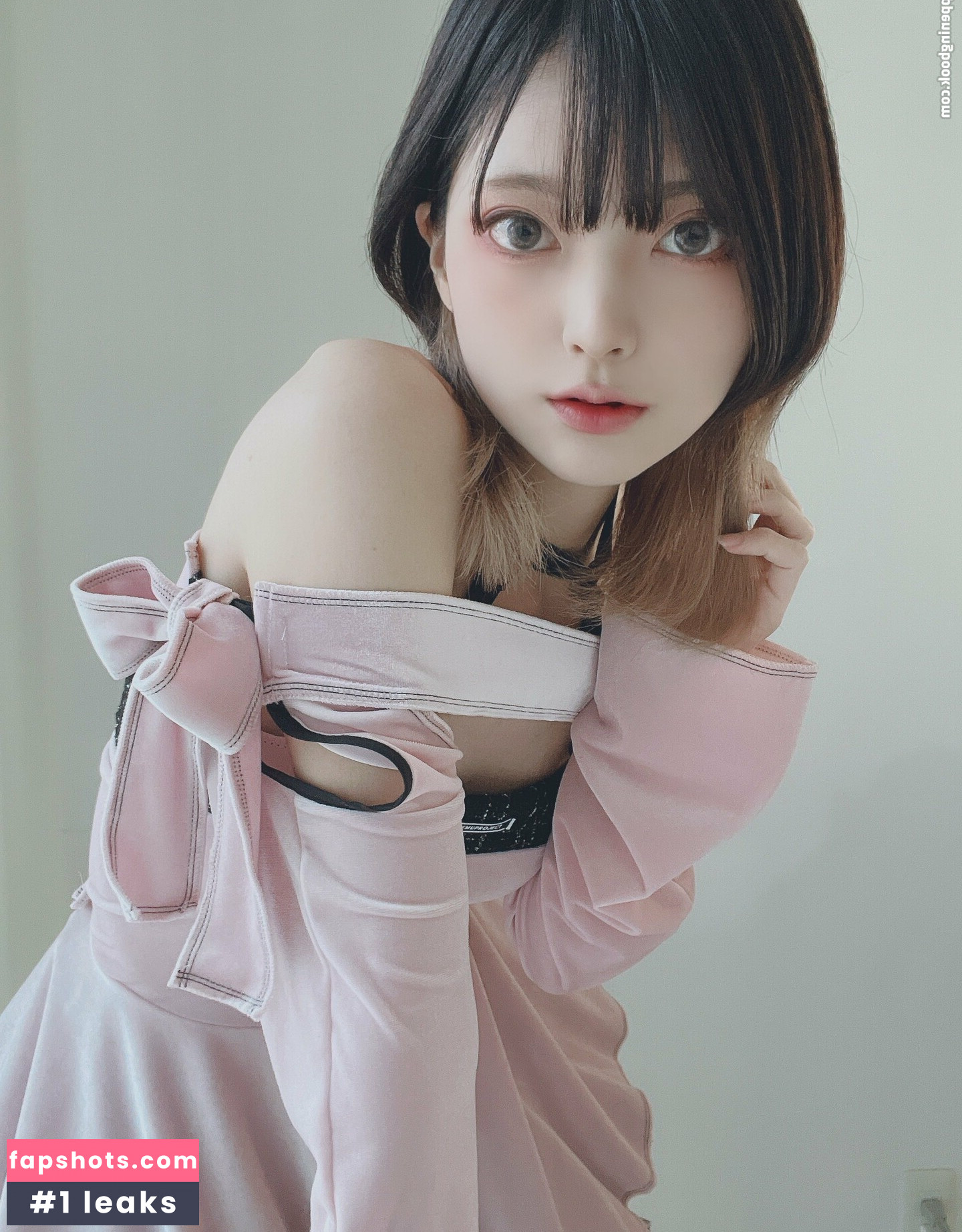 rirerere00 gallery photo #82