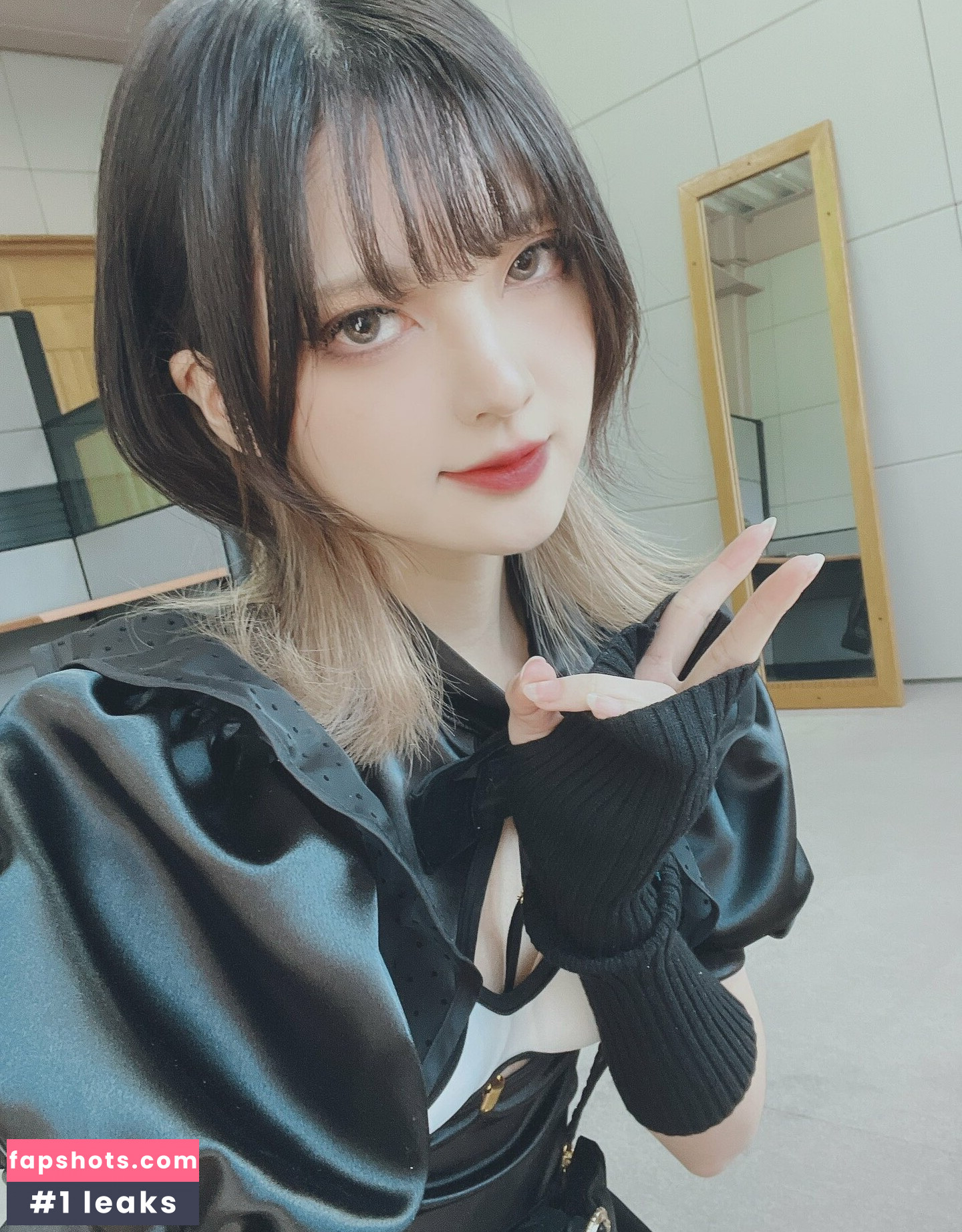 rirerere00 gallery photo #84