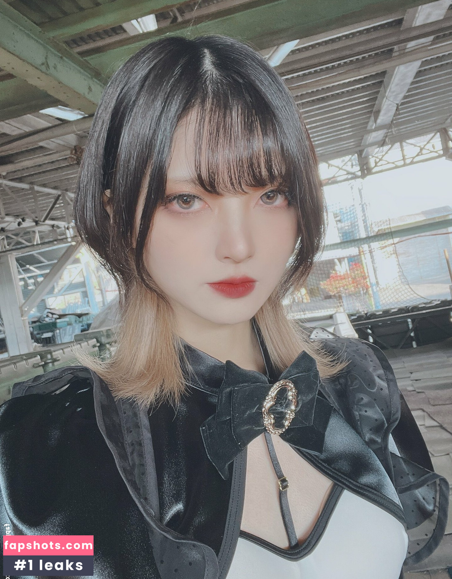 rirerere00 gallery photo #88