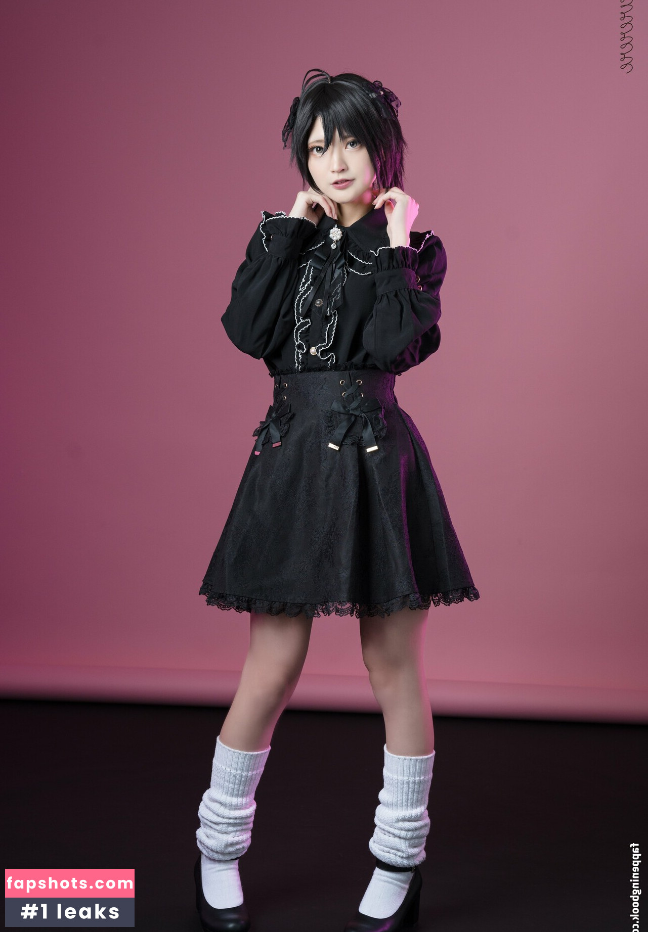 rirerere00 gallery photo #91