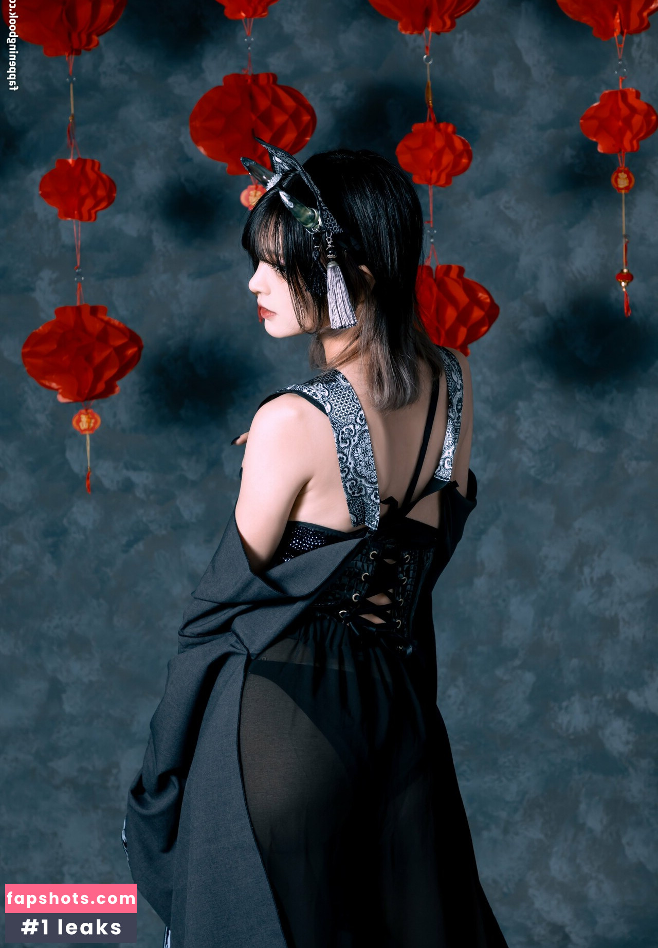 rirerere00 gallery photo #96