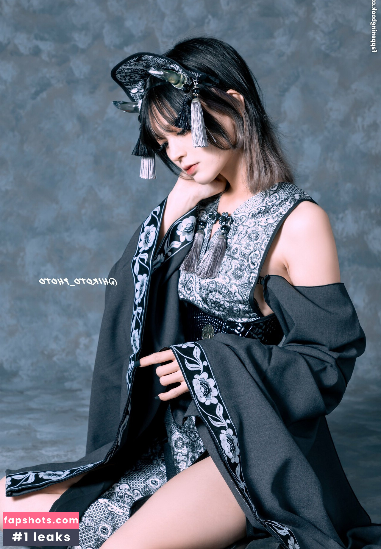 rirerere00 gallery photo #97