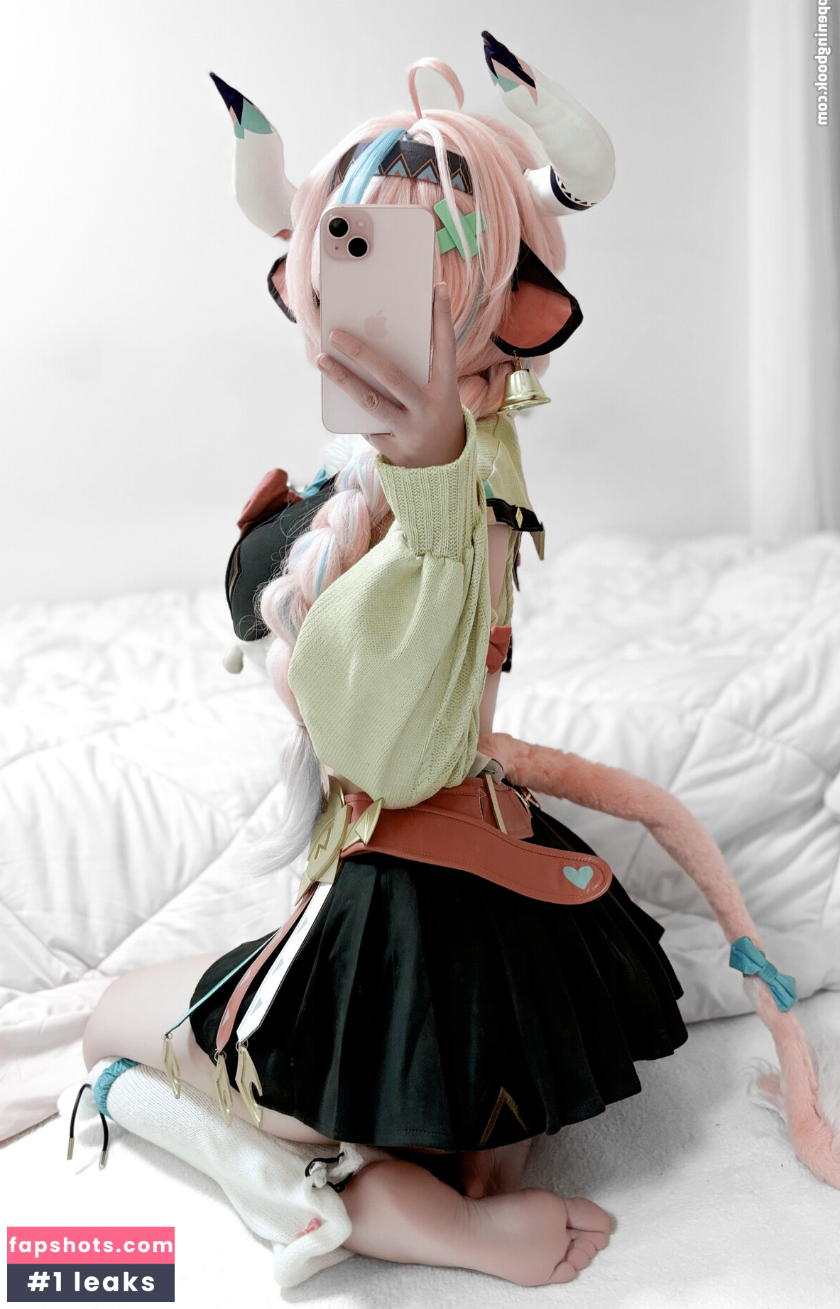 RiRia gallery photo #17