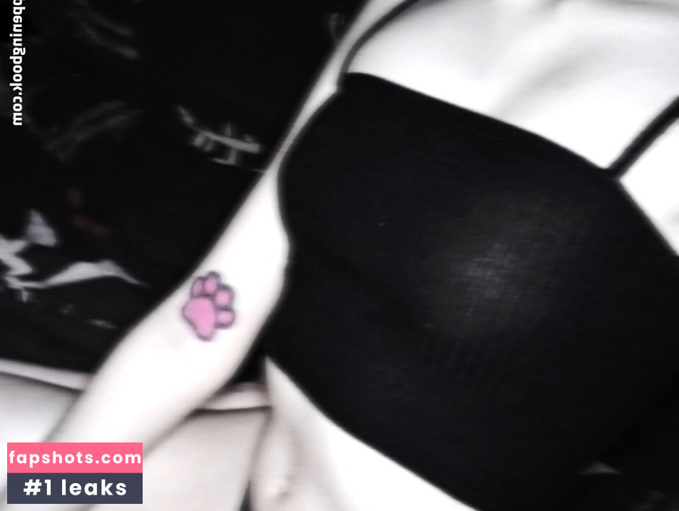 _rissai_ Rissai _cherriss_ Nude Leaks OnlyFans Photos #14 - LeakJerk