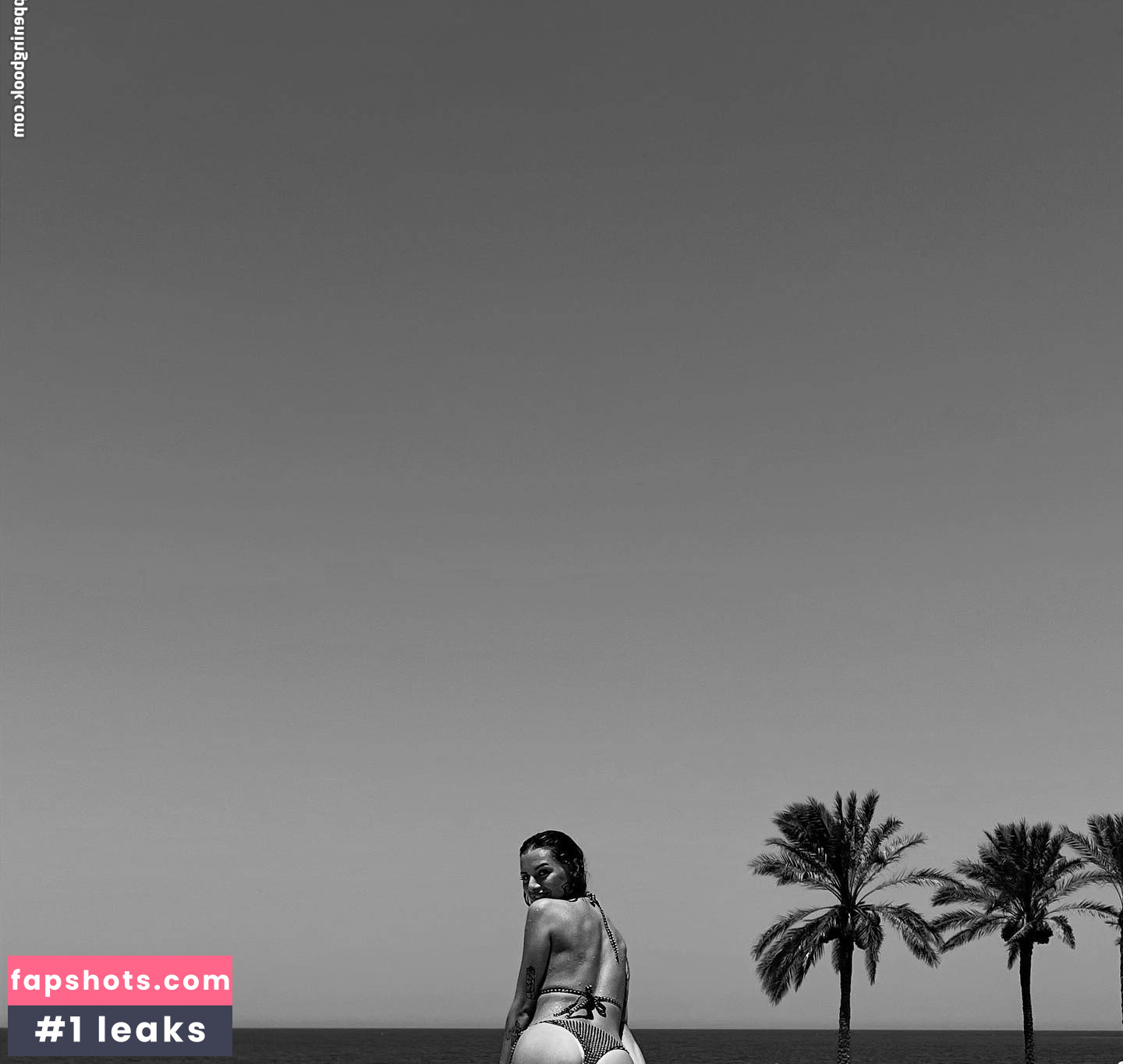 Rita Flores gallery photo #10