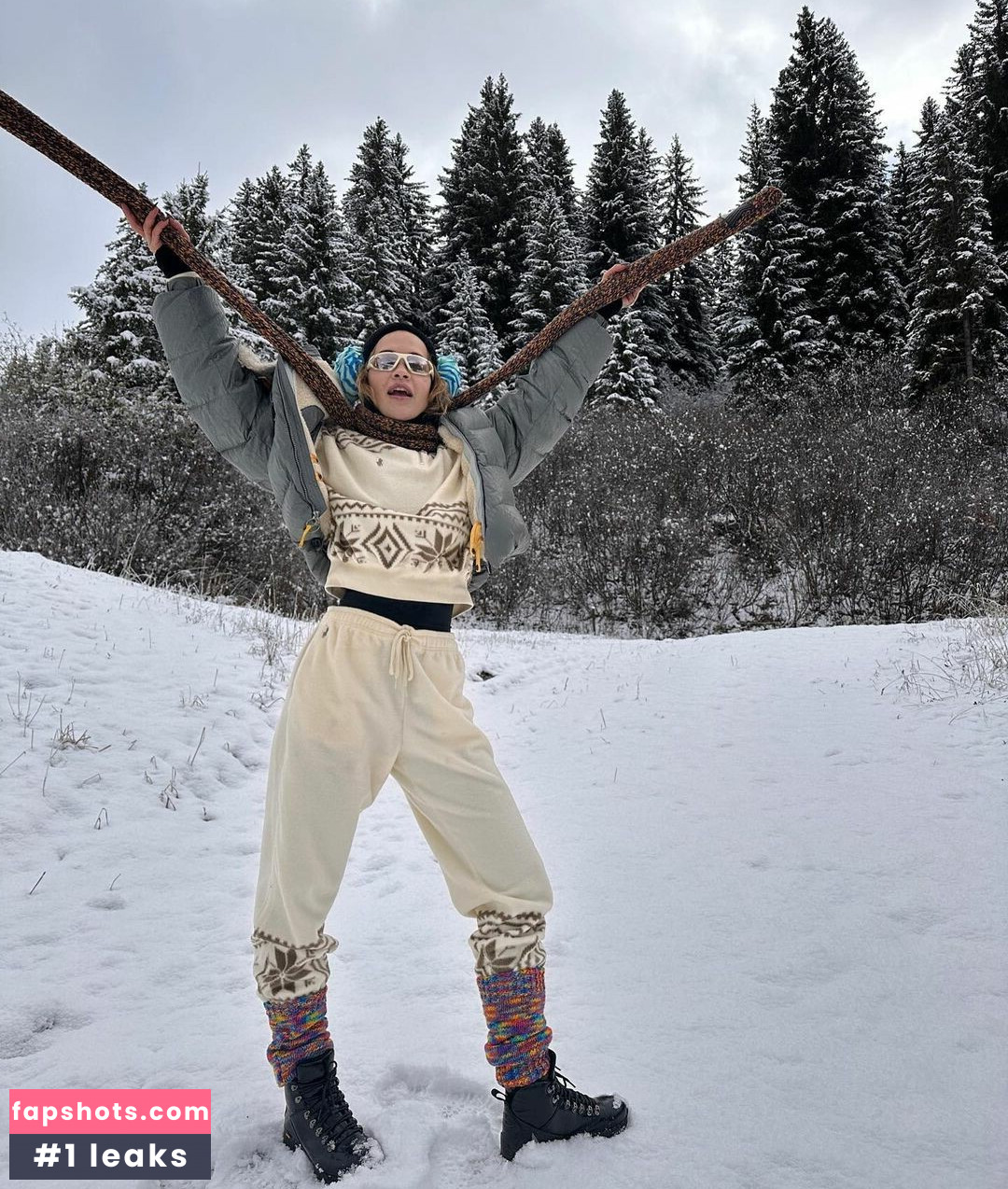 Rita Ora gallery photo #1272