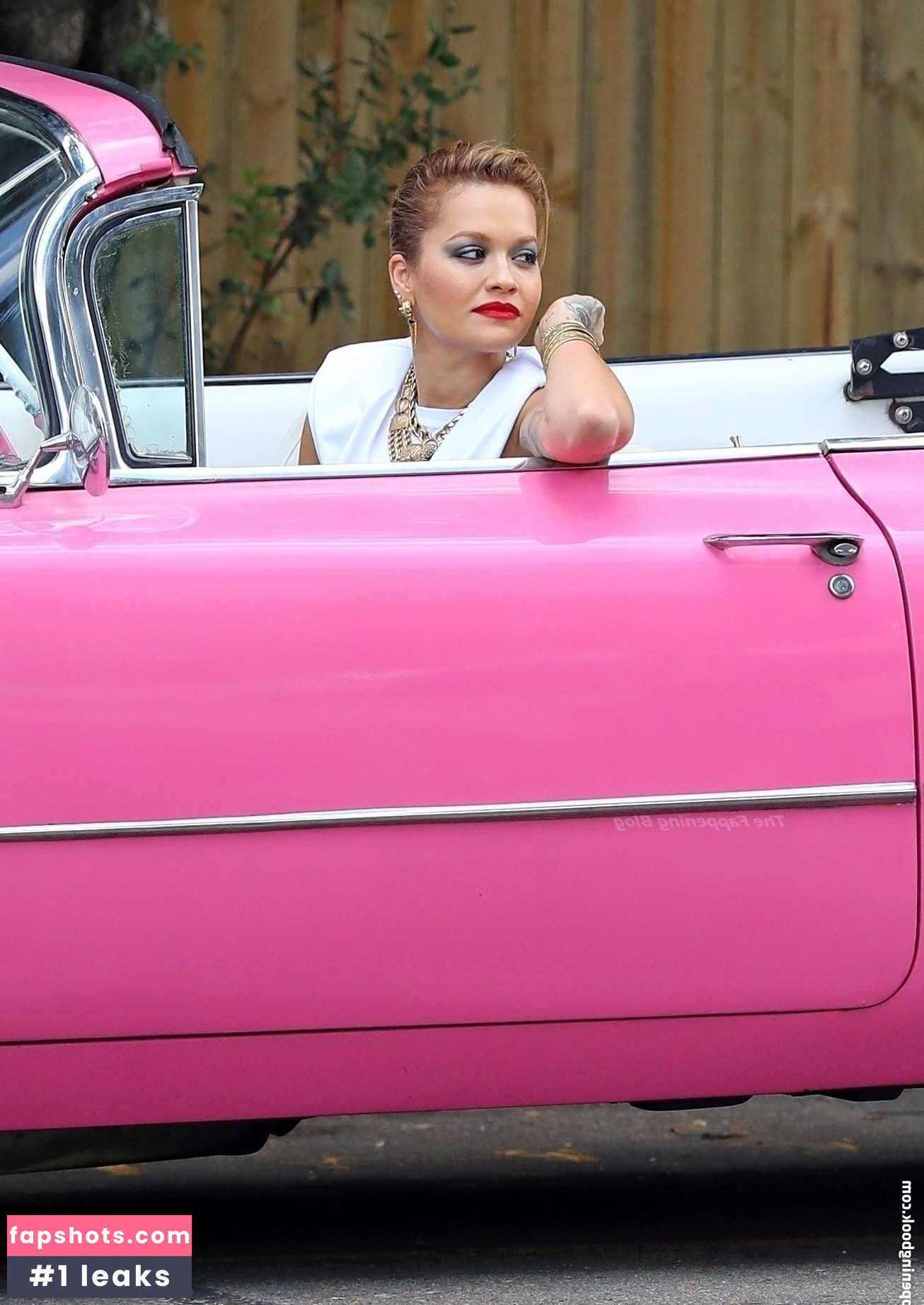 Rita Ora gallery photo #1818