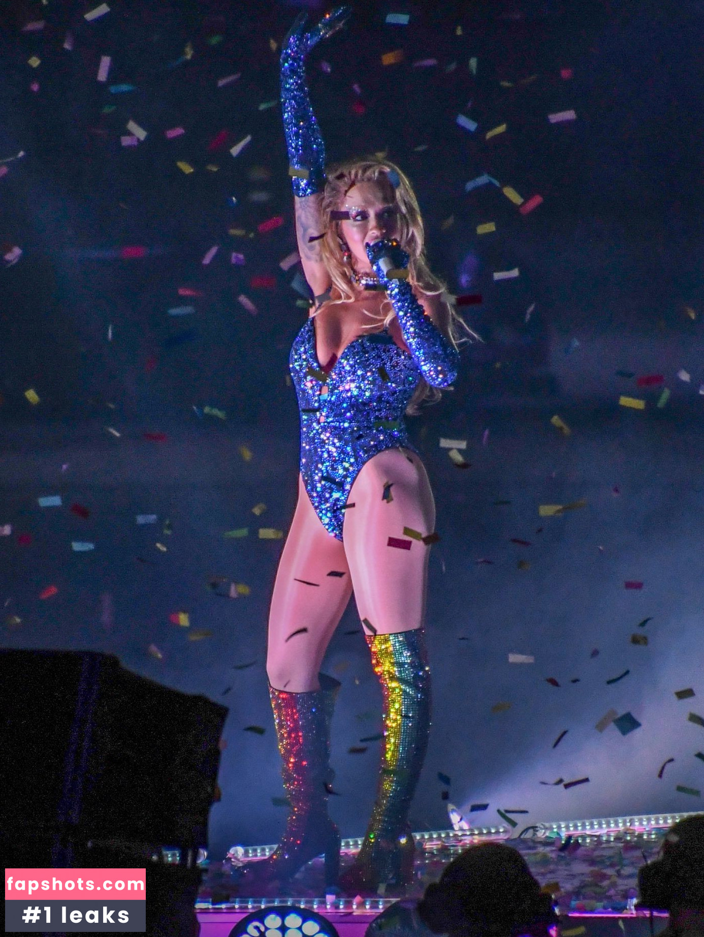 Rita Ora gallery photo #1821