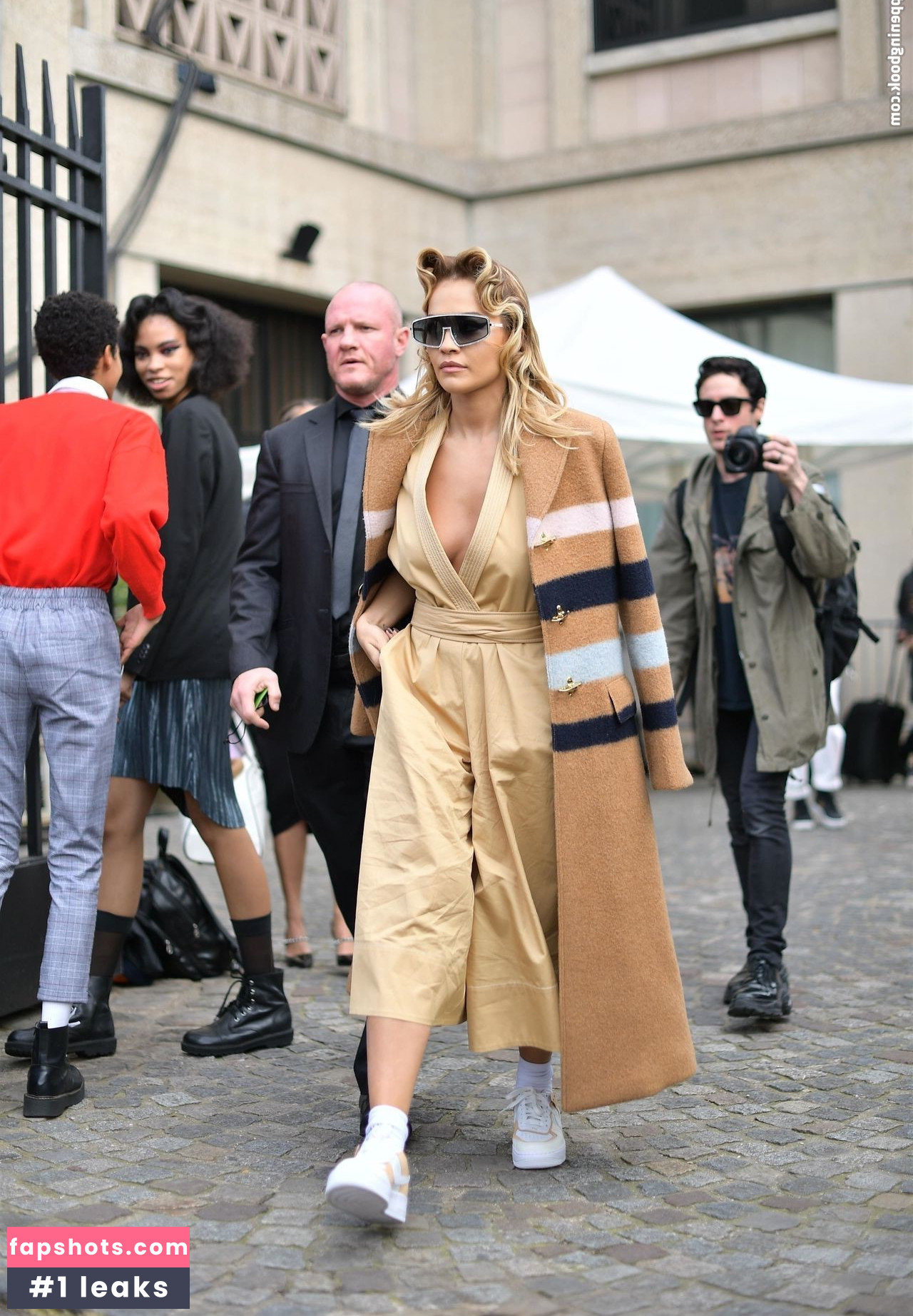 Rita Ora gallery photo #2035