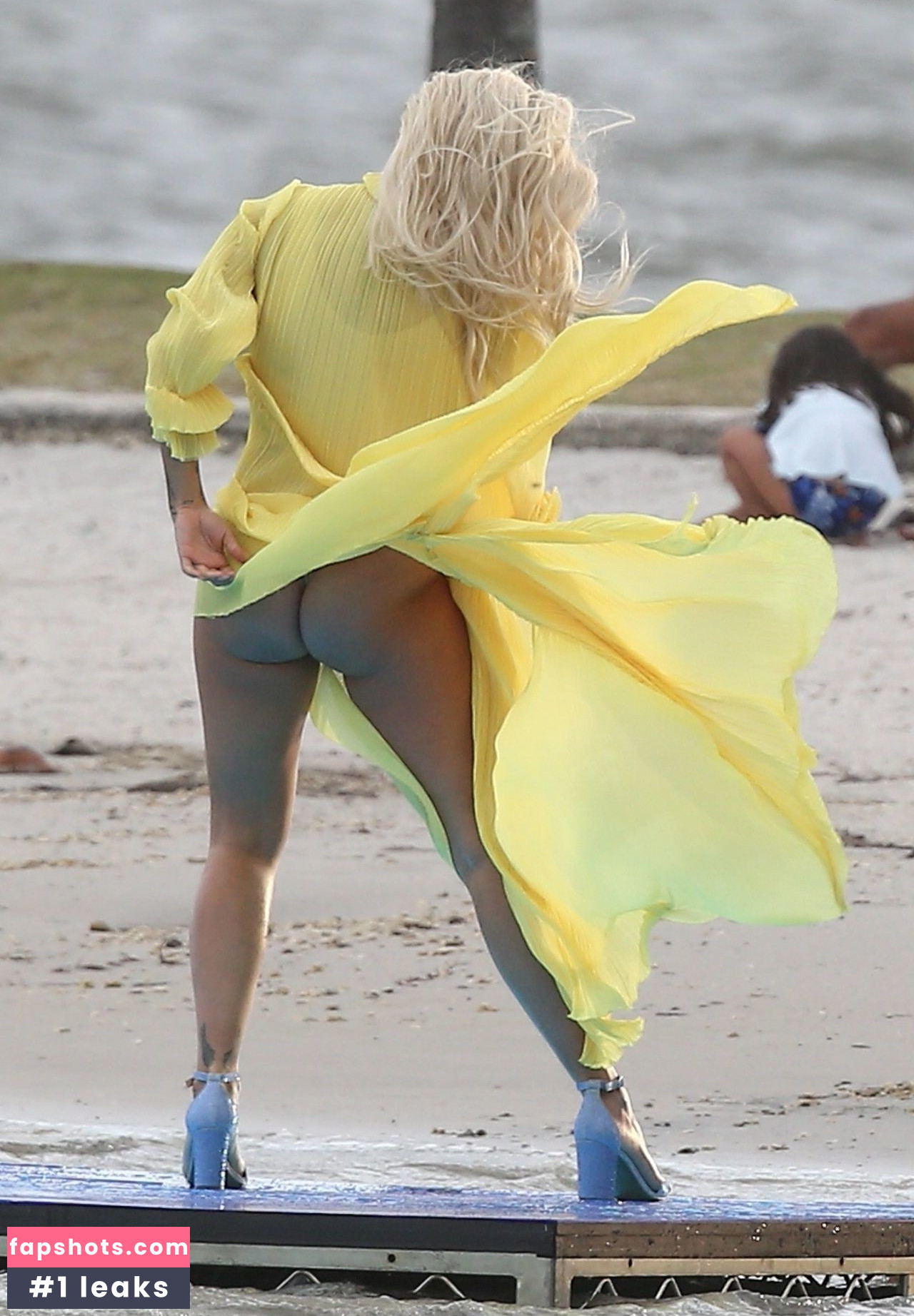 Rita Ora gallery photo #2064