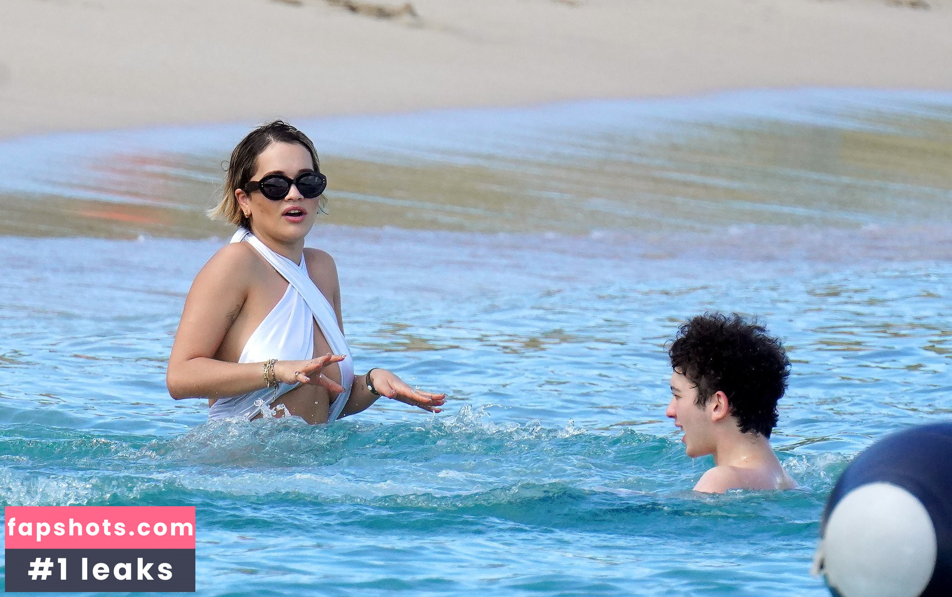 Rita Ora gallery photo #2098