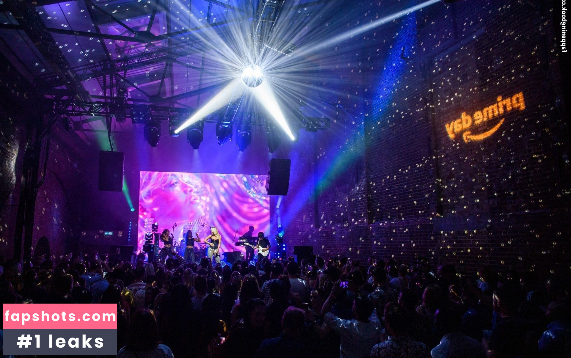 Rita Ora gallery photo #2312