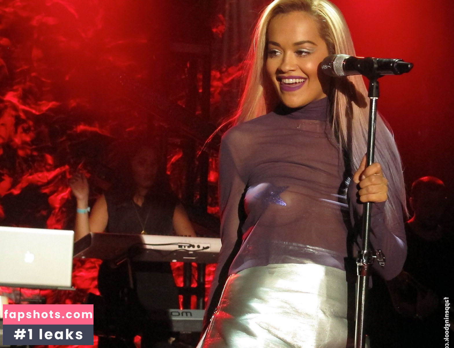 Rita Ora gallery photo #2408