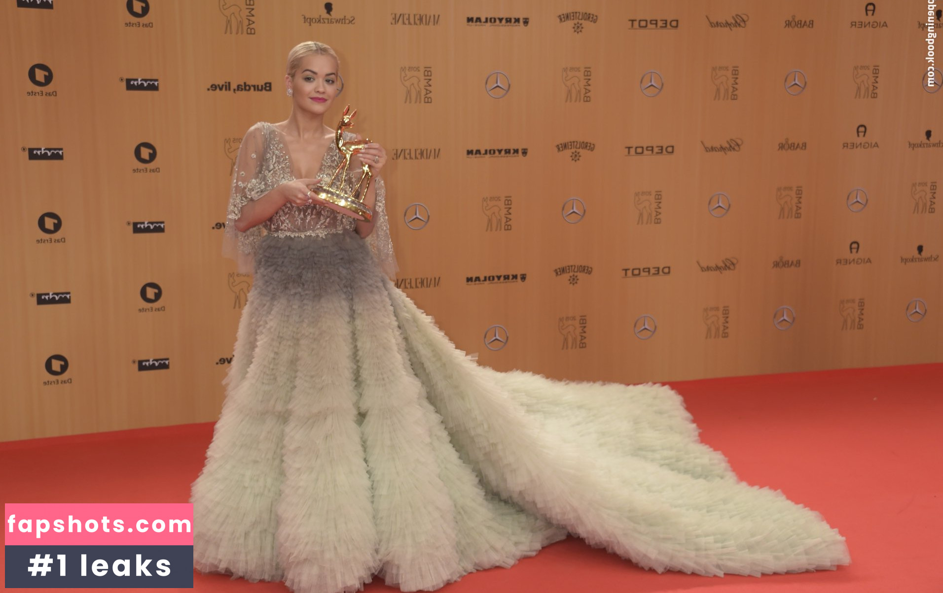 Rita Ora gallery photo #2427