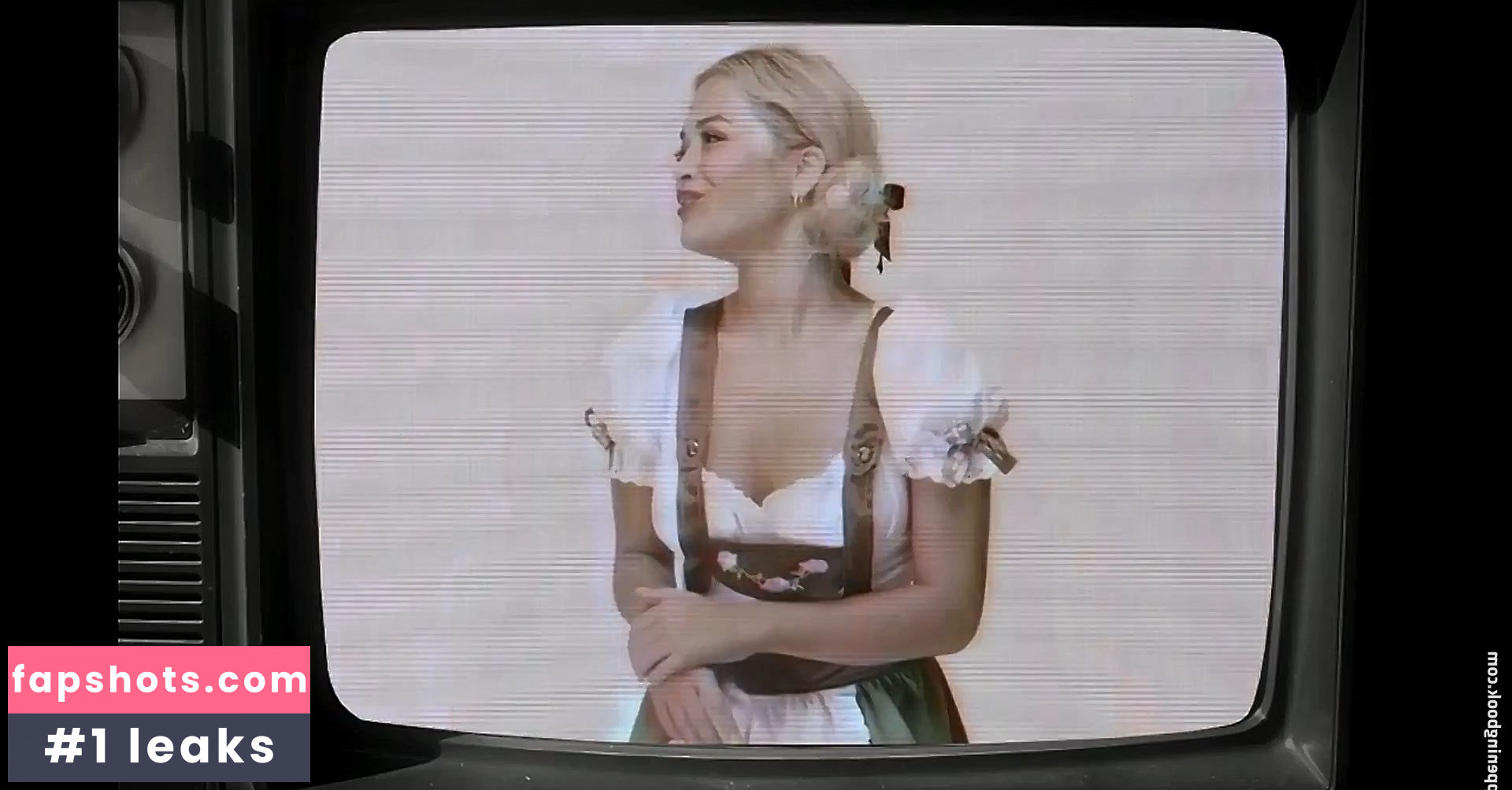 Rita Ora gallery photo #2620