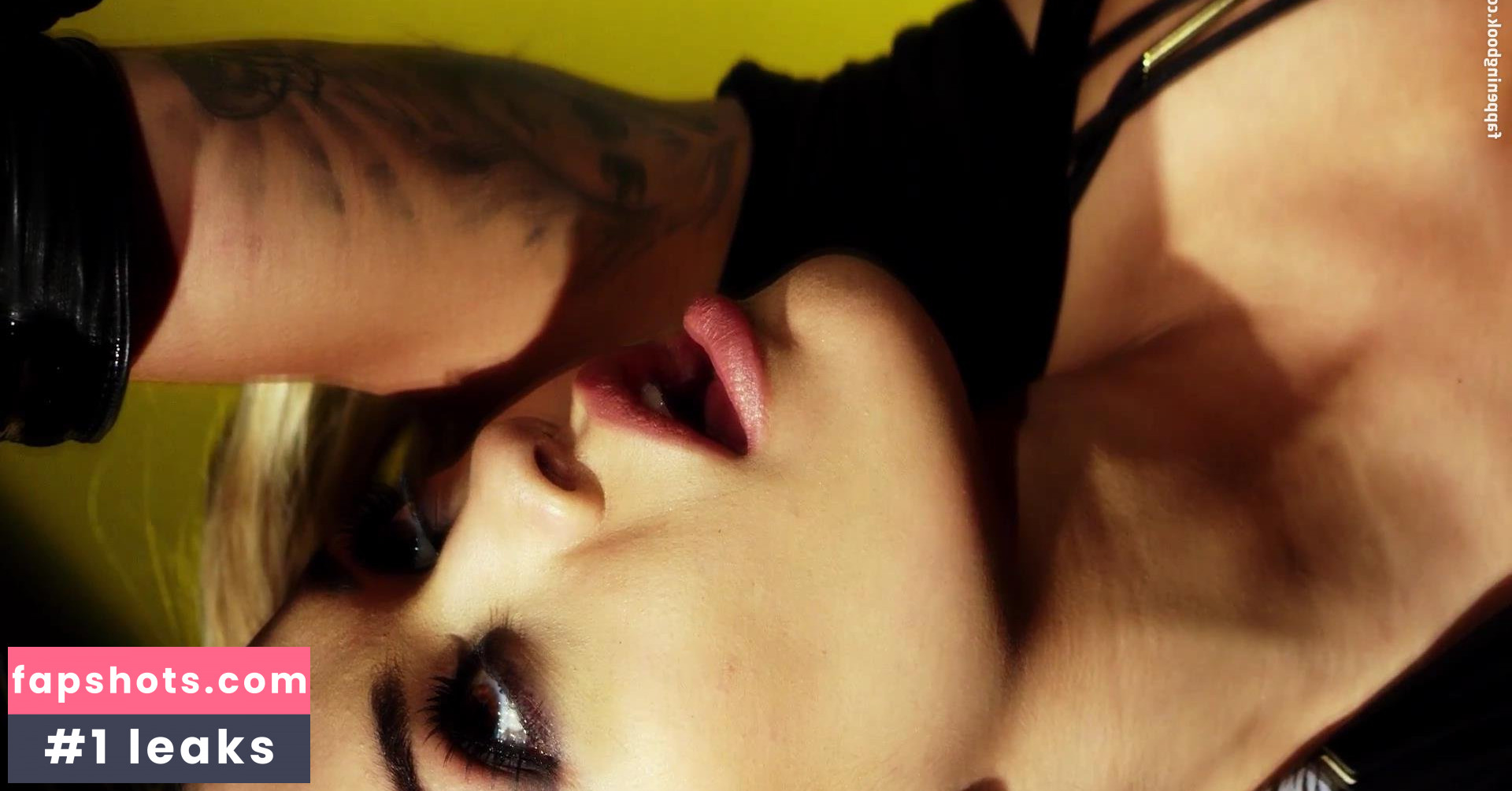 Rita Ora gallery photo #2950