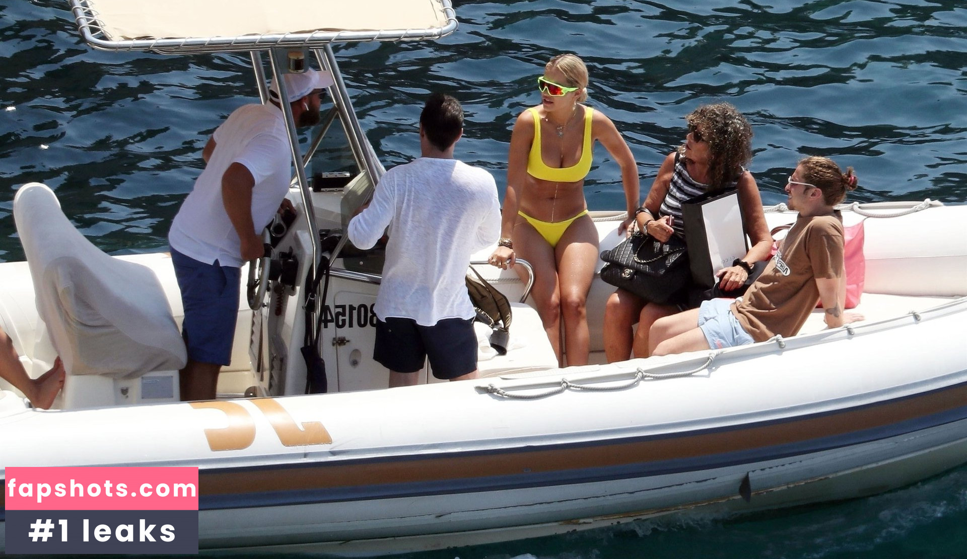 Rita Ora gallery photo #3043