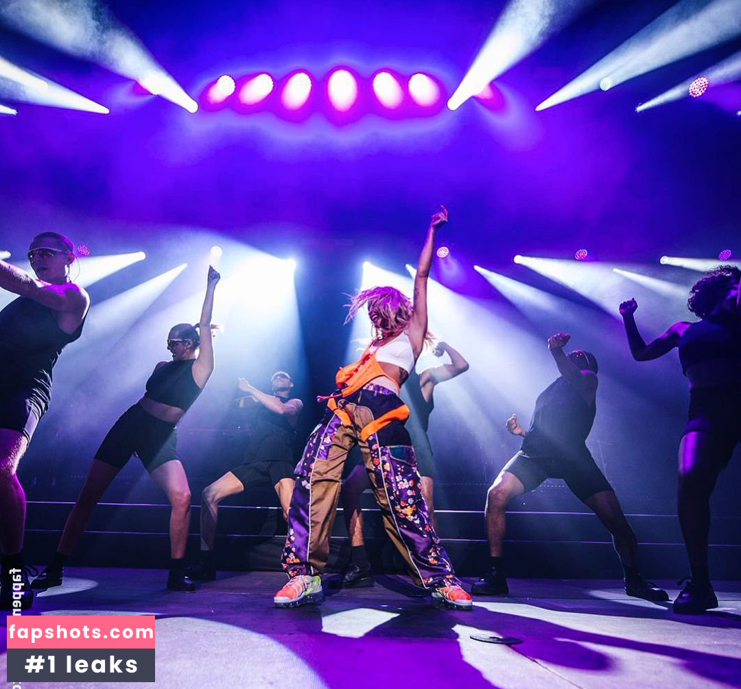 Rita Ora gallery photo #3081