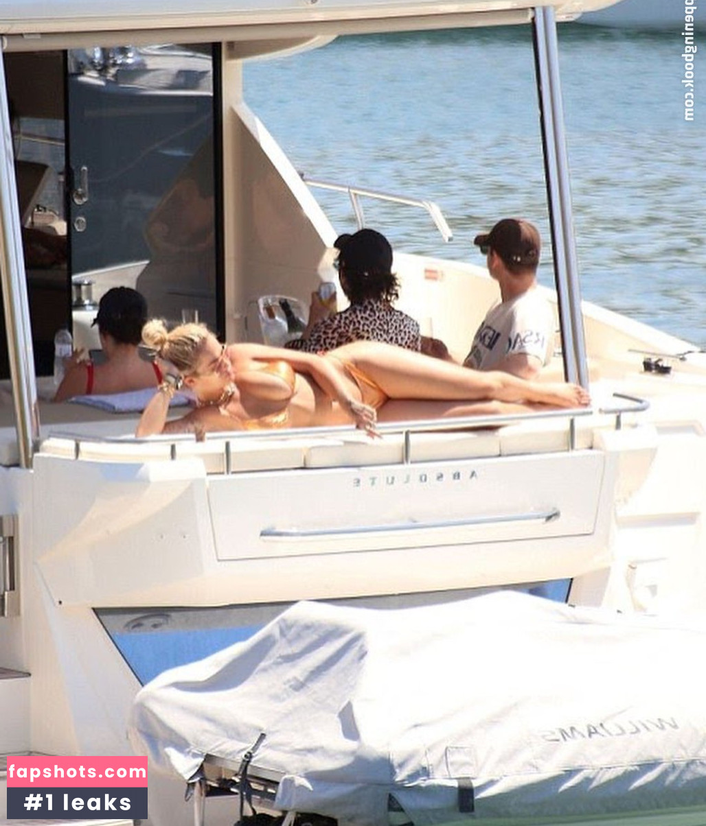 Rita Ora gallery photo #3140