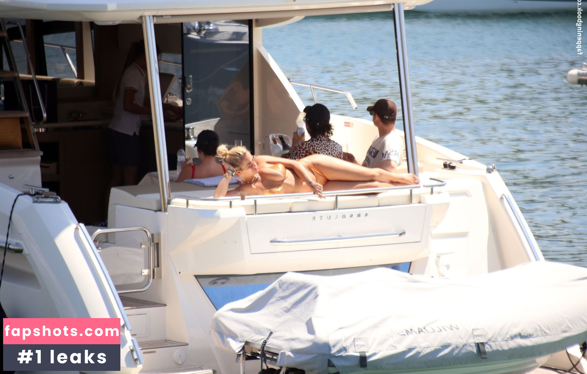 Rita Ora gallery photo #3161