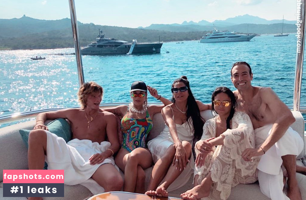 Rita Ora gallery photo #3202