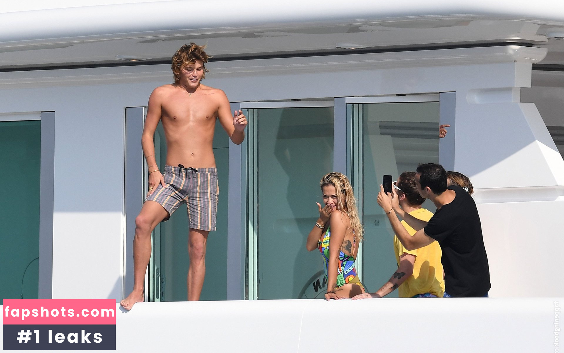 Rita Ora gallery photo #3260