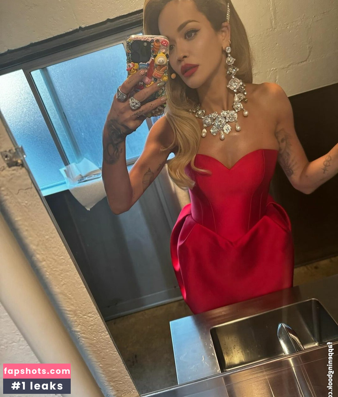 Rita Ora gallery photo #341