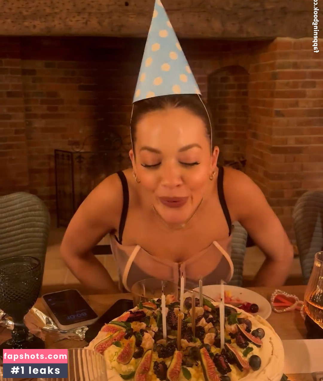 Rita Ora gallery photo #357